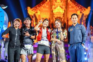 BIB: 9374, 9300
                            <button type="button" onclick="openModal(22348281)" class="btn btn-primary btn-sm float-right btn-popup" data-toggle="modal" data-target=".modal-high-quality">
                        <i class="fas fa-shopping-cart"></i> Add to Cart
                    </button>
                                            <button type="button" onclick="isThisMe(22348281, true)" class="btn btn-success btn-sm float-right btn-popup btn-isme hidden" data-toggle="tooltip" data-placement="bottom" title="นี่คือรูปของคุณใช่ไหม คลิกที่นี่เพื่อเอาเข้าอัลบั้ม">
                        <i class="fas fa-plus"></i> Add to album
                    </button>
                    <button type="button" onclick="isThisMe(22348281, false)" class="btn btn-warning btn-sm float-right btn-popup btn-isnotme hidden">
                        <i class="fas fa-ban"></i> Remove from album
                    </button>